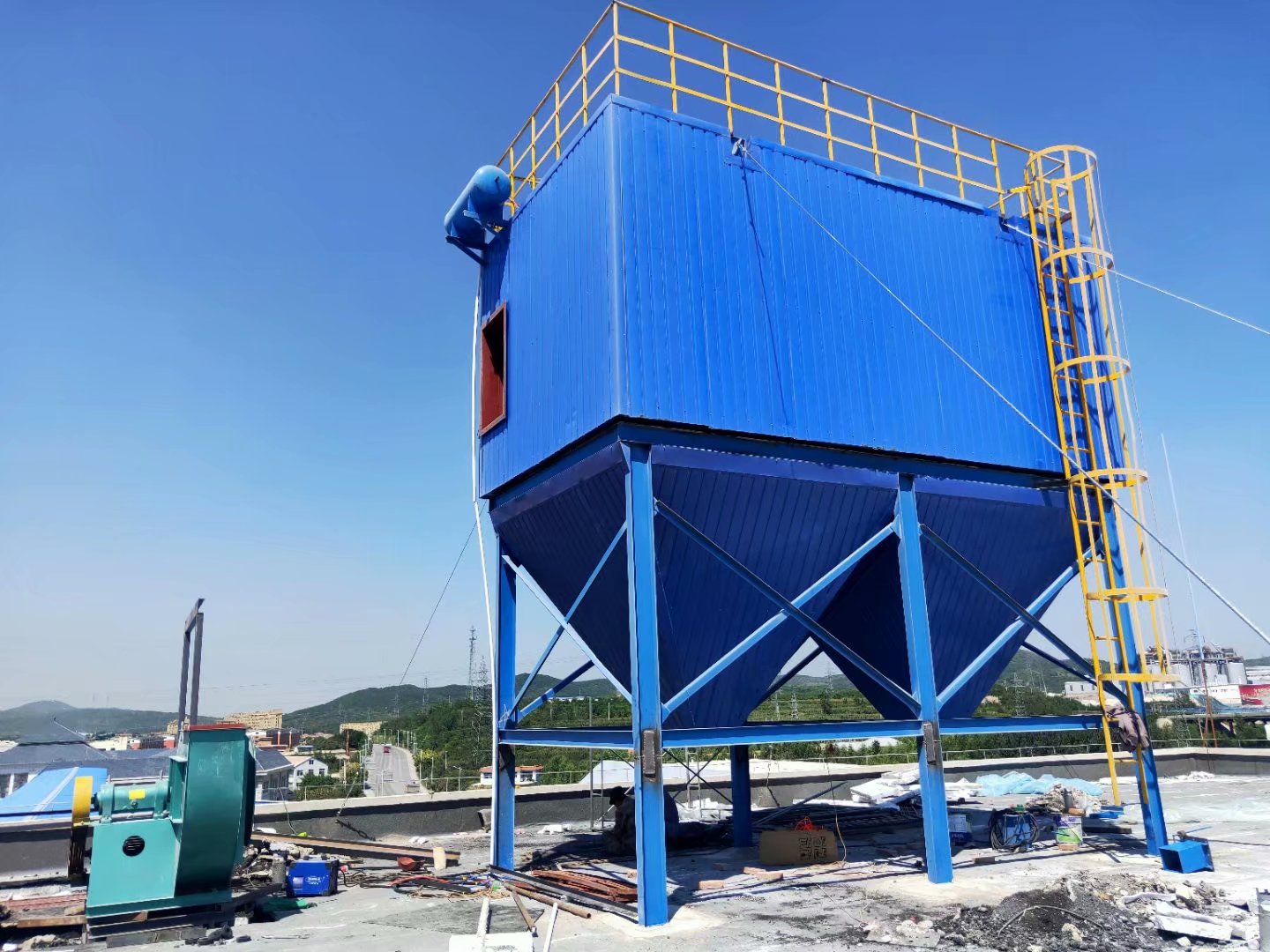 脈沖除塵器 高效清灰與四氣箱結(jié)構(gòu)詳解