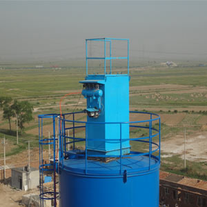 大型倉頂脈沖單機(jī)除塵器 高效環(huán)保設(shè)備助力工業(yè)清潔生產(chǎn)